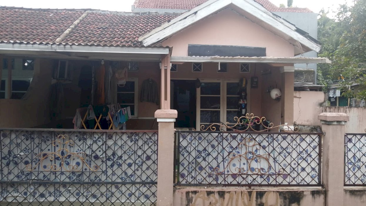 Rumah Siap Huni di Villa Pamulang Dua - 400 Jutaan Selangkah Ke  BSD!